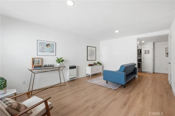 1224 24th, Santa Monica, California 90404