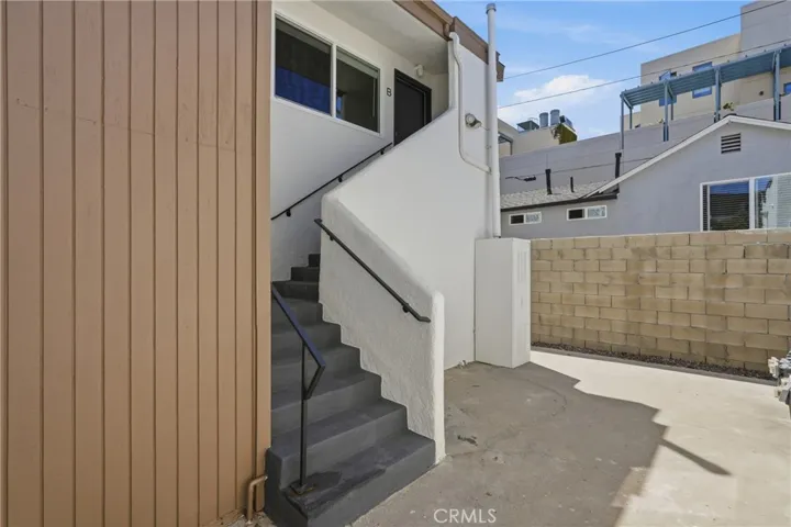 1224 24th, Santa Monica, California 90404