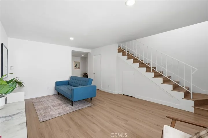 1224 24th, Santa Monica, California 90404
