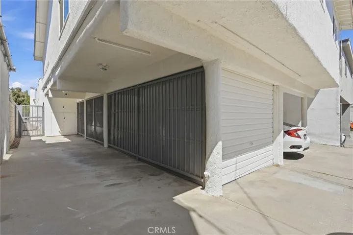 1224 24th, Santa Monica, California 90404