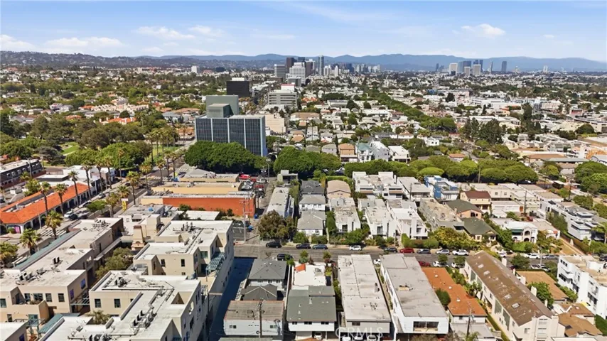 1224 24th, Santa Monica, California 90404