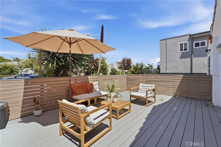 1224 24th, Santa Monica, California 90404