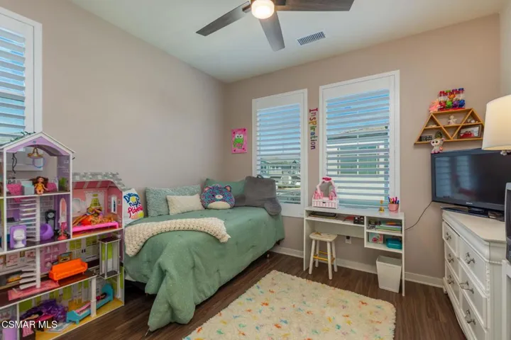 114 Red Brick Dr. -Corner room
