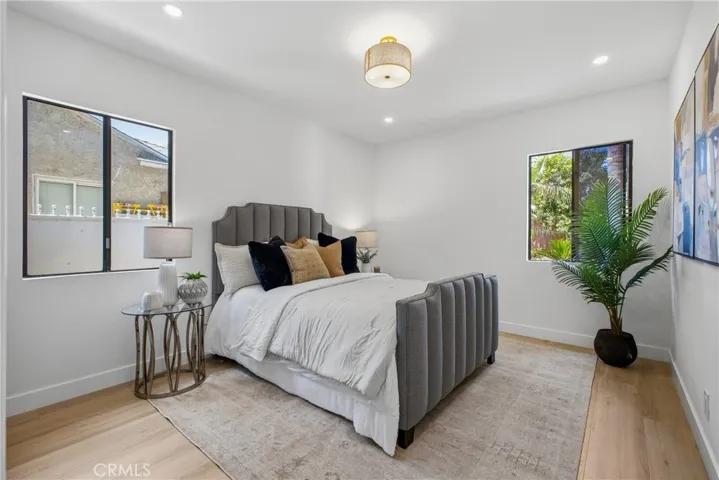 6845 Aura Avenue, Reseda, California 91335