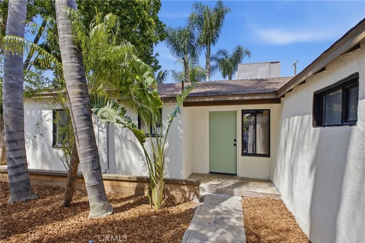 6845 Aura Avenue, Reseda, California 91335