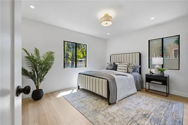 6845 Aura Avenue, Reseda, California 91335