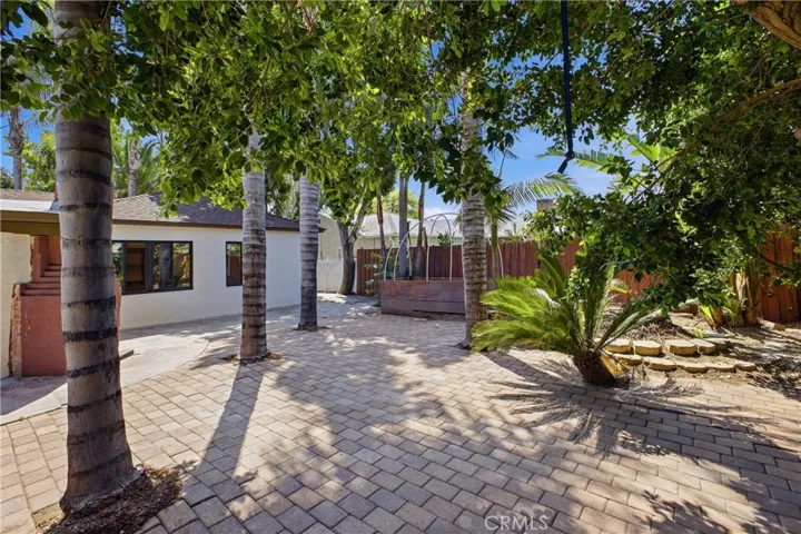 6845 Aura Avenue, Reseda, California 91335
