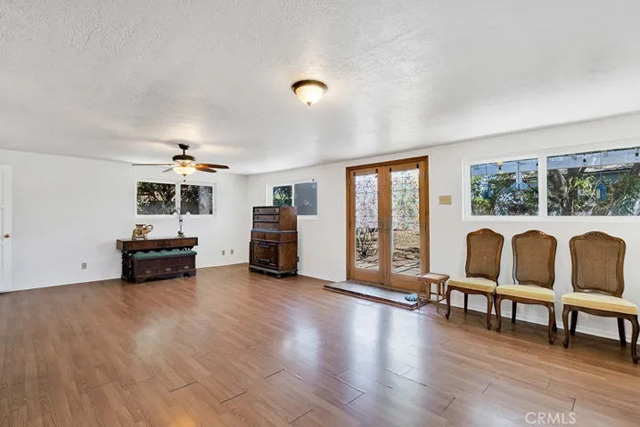 very bright Bonus room