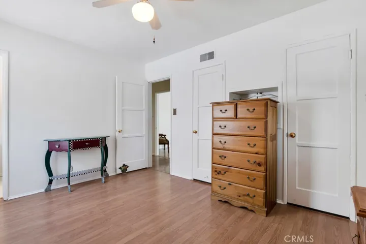 Primary Bedroom 2 walkin closets