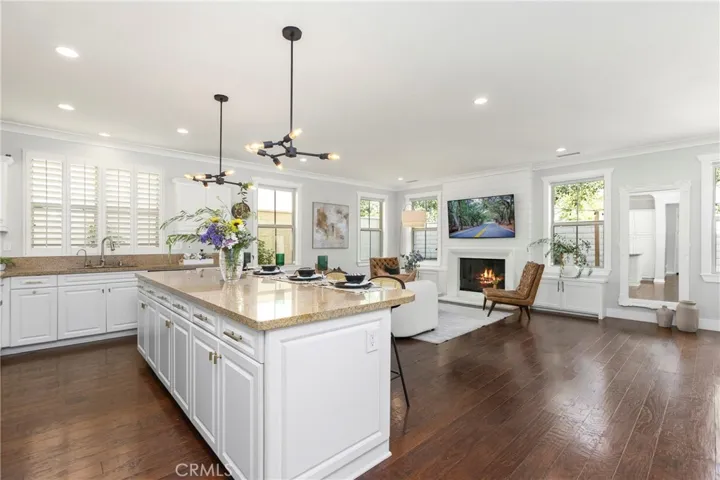205 Mantle, Irvine, California 92618