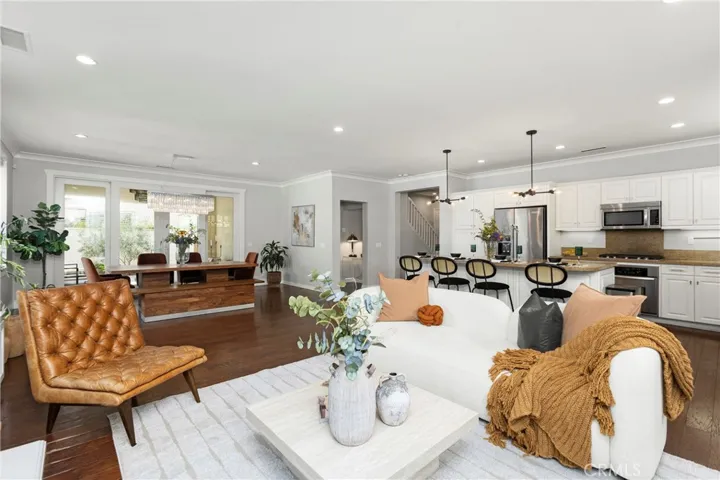 205 Mantle, Irvine, California 92618