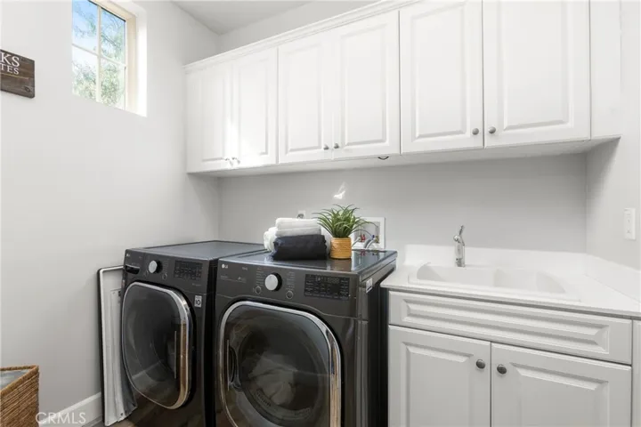 205 Mantle, Irvine, California 92618
