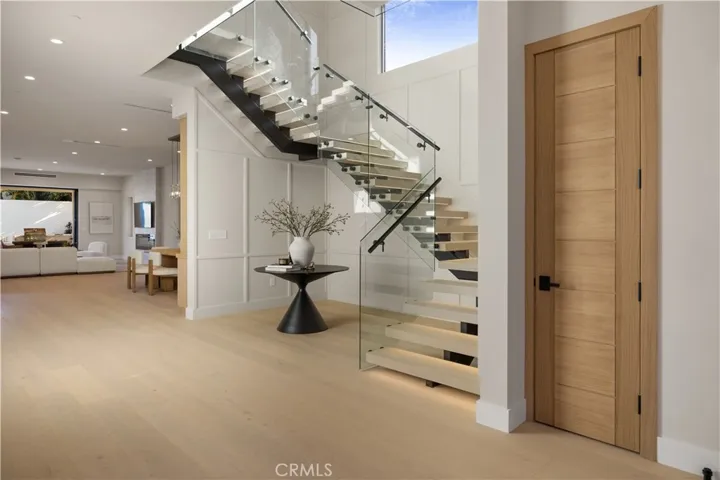 1658 5th, Manhattan Beach, California 90266