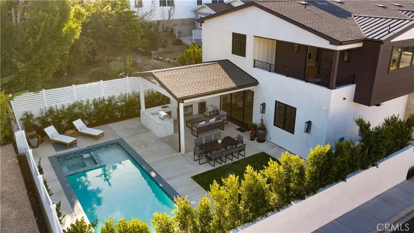 1658 5th, Manhattan Beach, California 90266