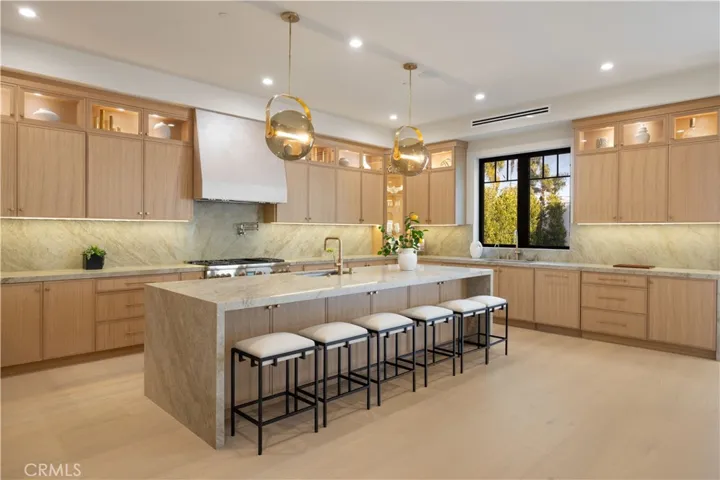 1658 5th, Manhattan Beach, California 90266