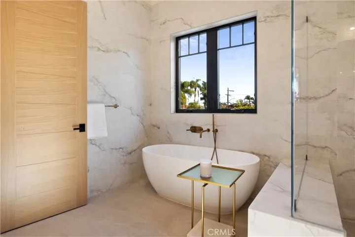 1658 5th, Manhattan Beach, California 90266