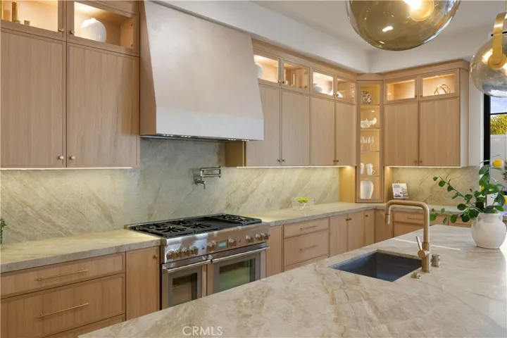 1658 5th, Manhattan Beach, California 90266