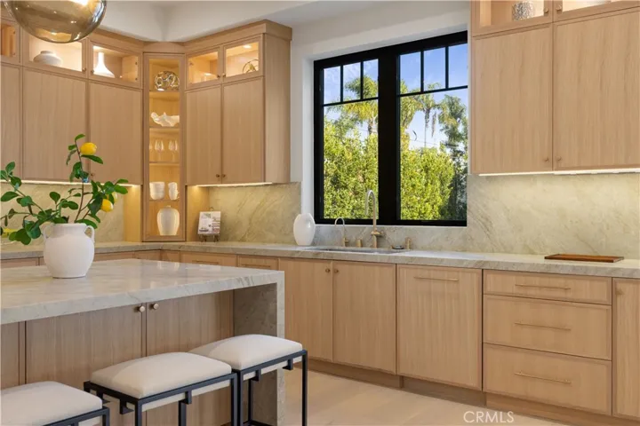 1658 5th, Manhattan Beach, California 90266