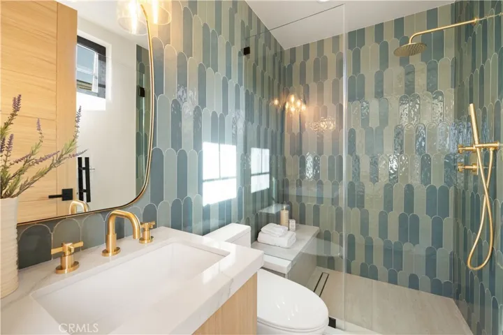 1658 5th, Manhattan Beach, California 90266