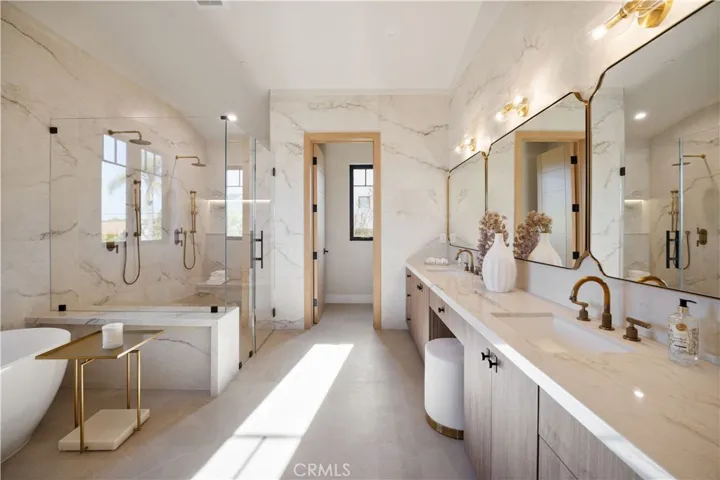 1658 5th, Manhattan Beach, California 90266