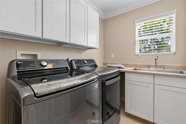 1268 Las Ventanas, Riverside, California 92508