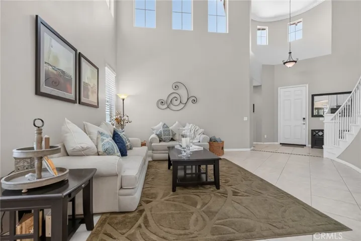 1268 Las Ventanas, Riverside, California 92508