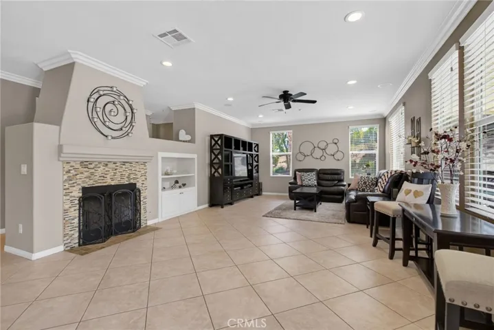 1268 Las Ventanas, Riverside, California 92508
