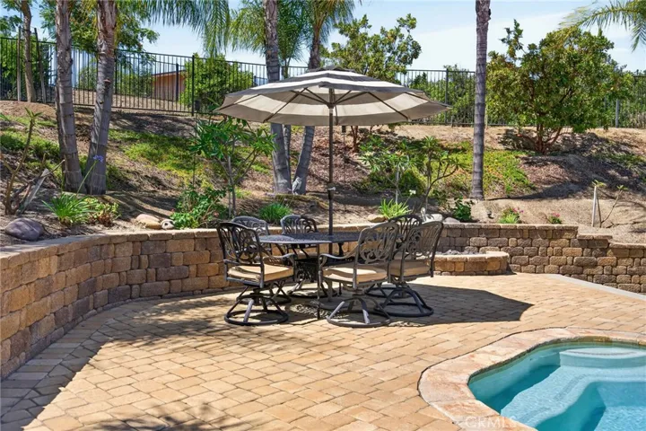 1268 Las Ventanas, Riverside, California 92508