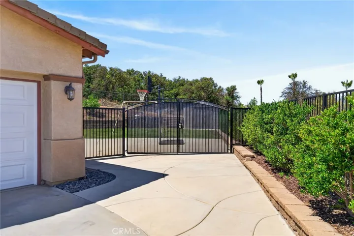 1268 Las Ventanas, Riverside, California 92508