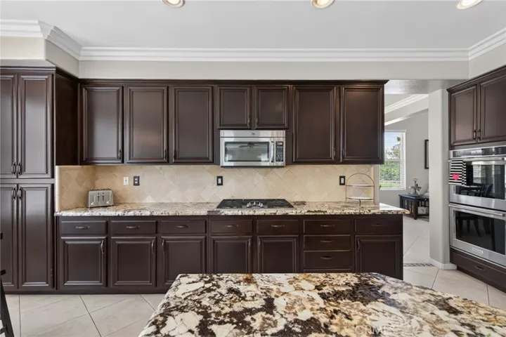 1268 Las Ventanas, Riverside, California 92508
