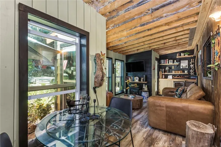 California Room with wine bar