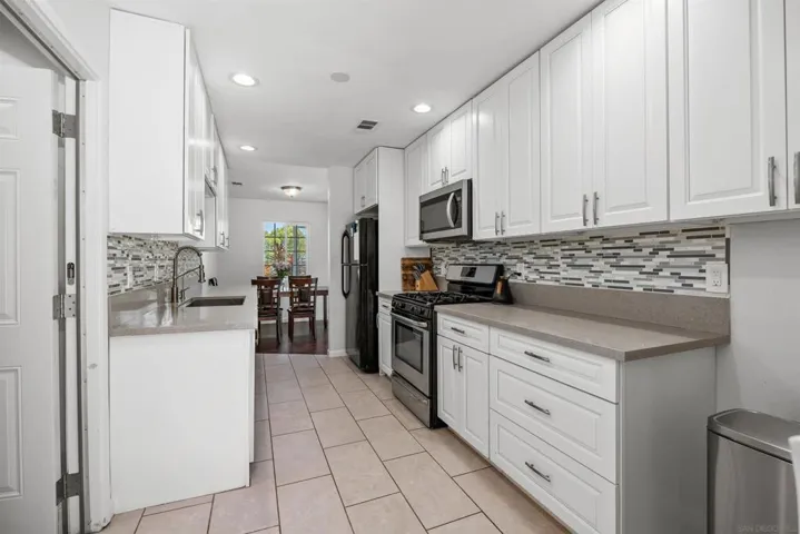760 El Monte Rd, El Cajon, California 92020