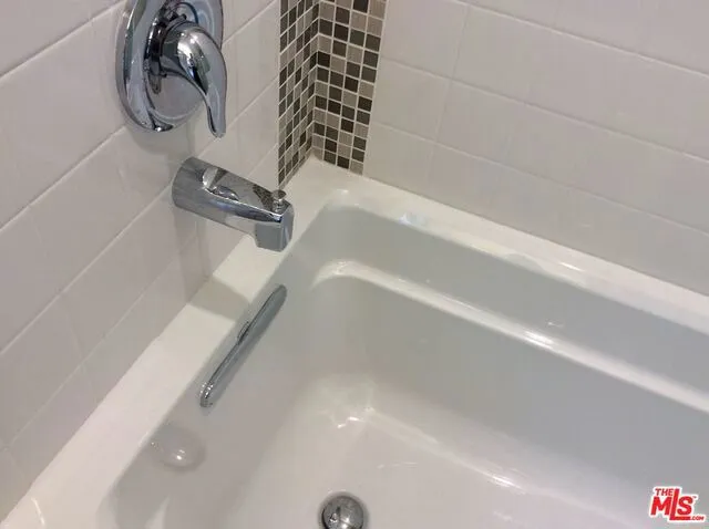 1844 El Cerrito Place 3, Los Angeles, California 90068