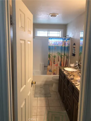 2nd bathroom