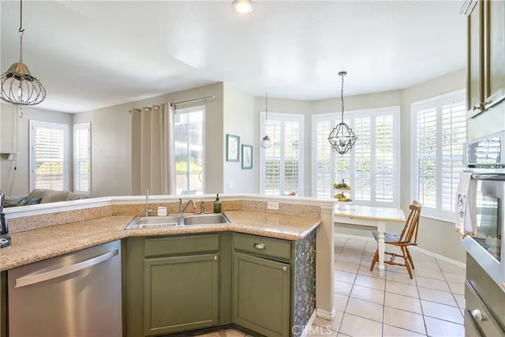42015 Dahlia, Temecula, California 92591