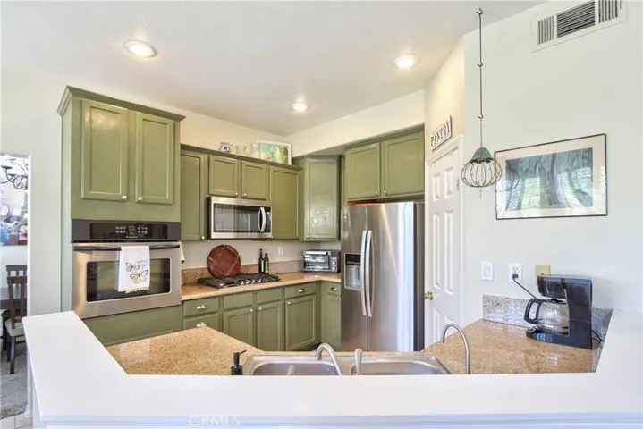 42015 Dahlia, Temecula, California 92591