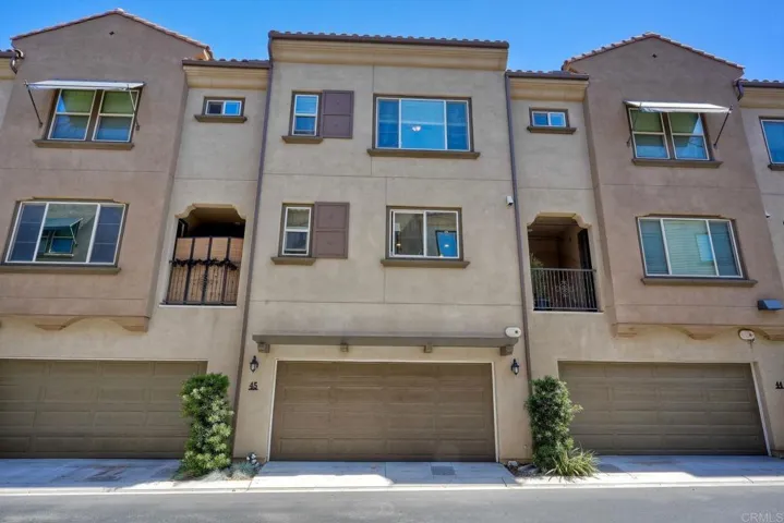 1576 Castillo Way 45, Vista, California 92081