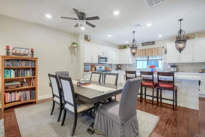1576 Castillo Way 45, Vista, California 92081