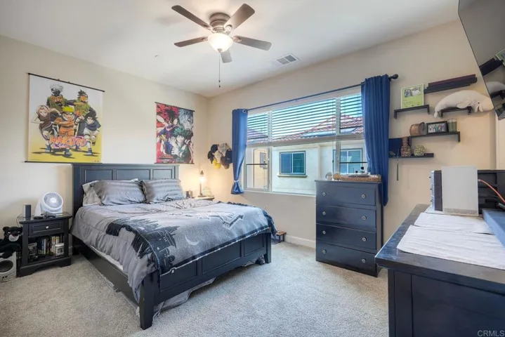 3rd floor guest bedroom