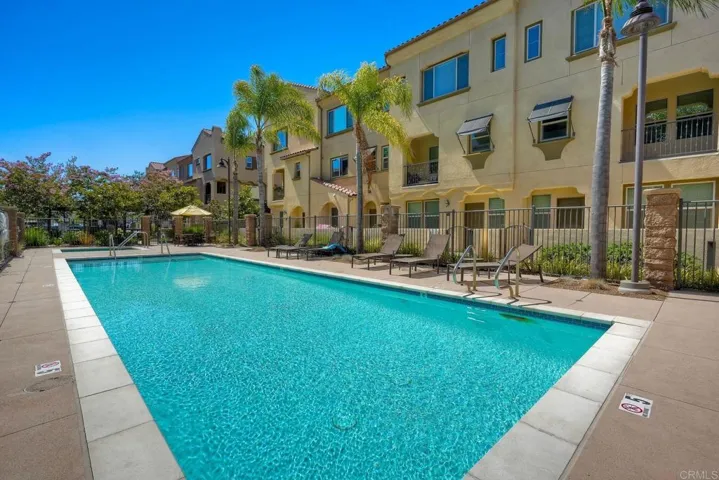 1576 Castillo Way 45, Vista, California 92081