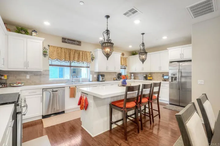 1576 Castillo Way 45, Vista, California 92081