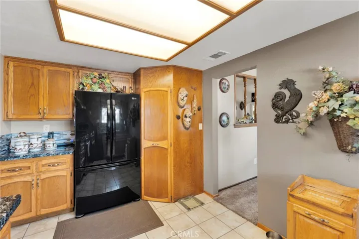 19031 Shoshonee, Apple Valley, California 92307