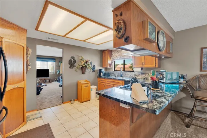 19031 Shoshonee, Apple Valley, California 92307