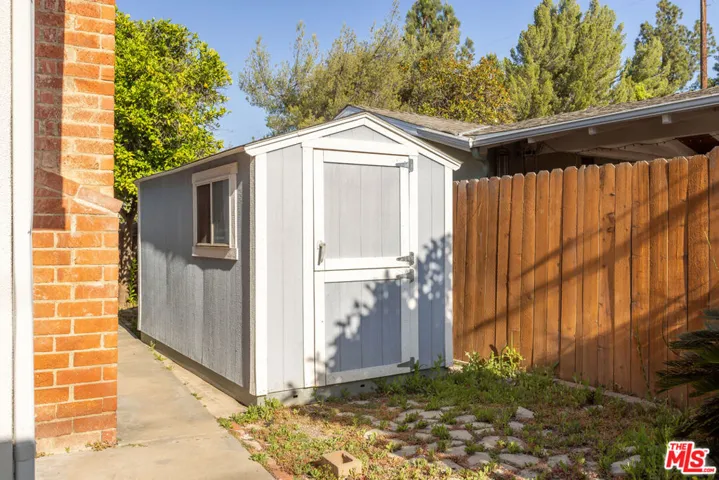 7537 Quimby Avenue, West Hills, California 91307