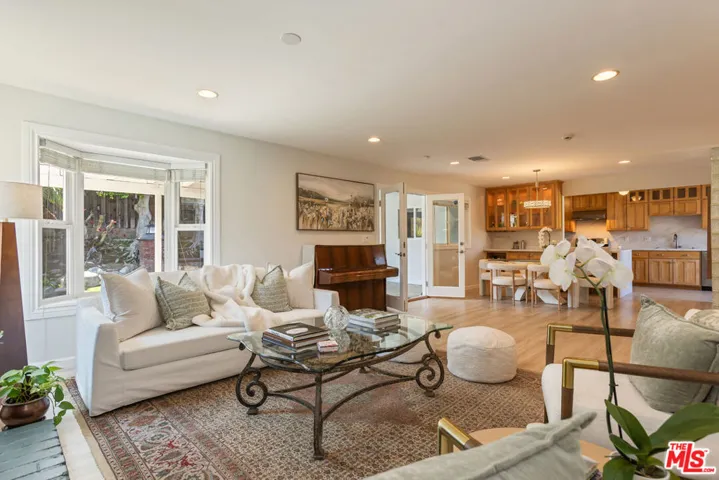 7537 Quimby Avenue, West Hills, California 91307