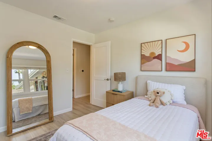 7537 Quimby Avenue, West Hills, California 91307