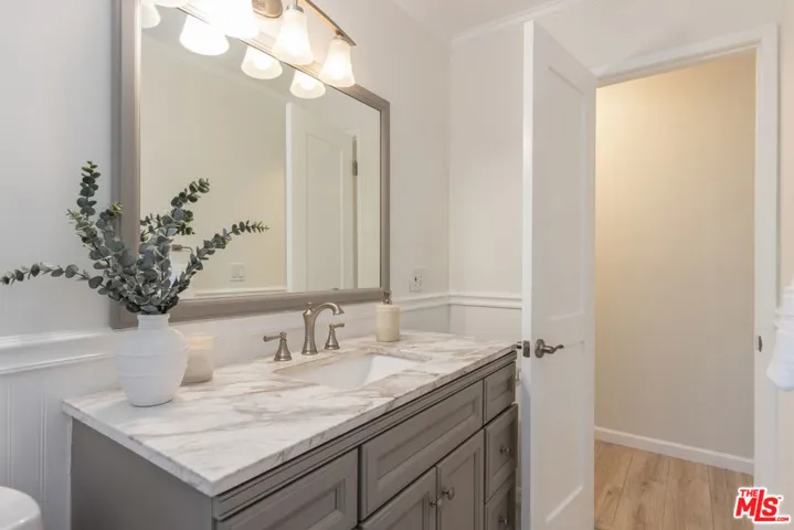 7537 Quimby Avenue, West Hills, California 91307
