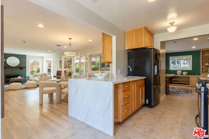 7537 Quimby Avenue, West Hills, California 91307