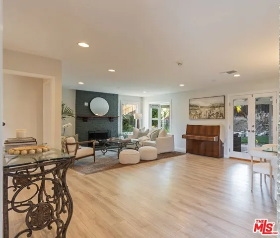 7537 Quimby Avenue, West Hills, California 91307