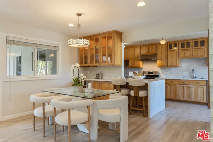 7537 Quimby Avenue, West Hills, California 91307